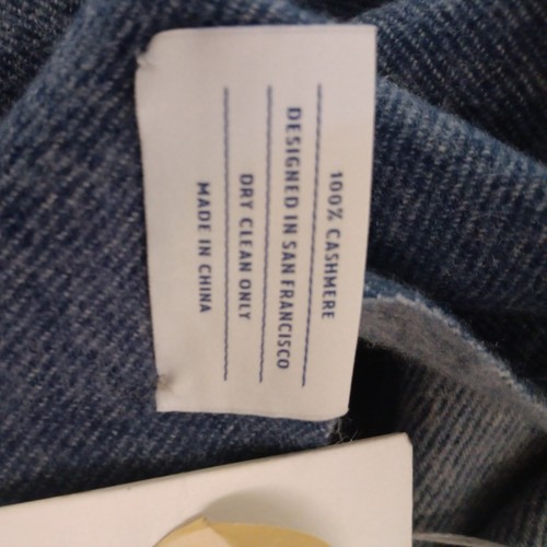 Casper Solid Blue Cashmere Fringe Throw New  - Picture 4 of 4