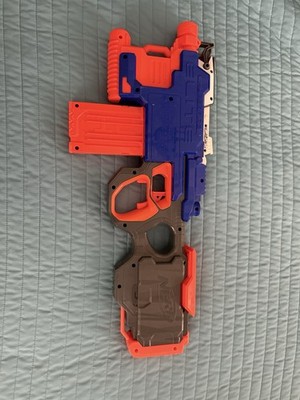 NERF N-Strike Elite HyperFire Blaster Dart Gun for Ages 8 MPN B5573