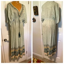 WORLD MARKET SOFT GREEN BOHEMIAN FLORAL W/ TASSELS RAYON LOUNGER DRESS SZ L/XL