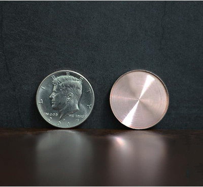 Expanded Shell Half Dollar Shell Magic Coins for Appearing/Disappearing Magic Tr