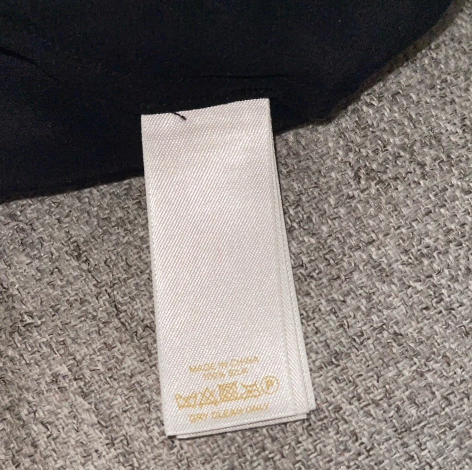 Blusa negra para mujer Kate Spade talla 8 100 % seda sin mangas con volantes femenina Foto 3 de 4