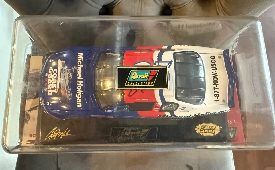2000 Jerry Nadeau #25 Michael Holigan Coast Guard Revell 1:24 Autographed - Image 4 of 4