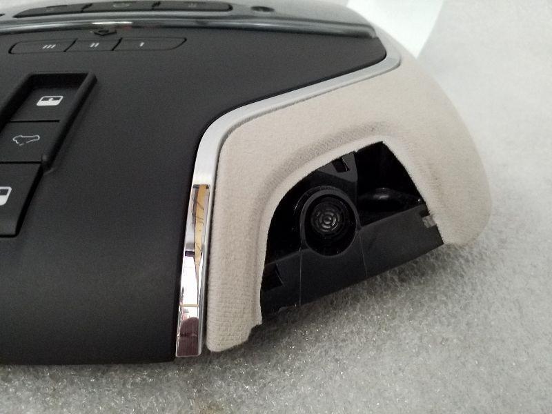 2015 MASERATI GHIBLI Interior Dome Light - W/ Garage P/N 670070131 OEM