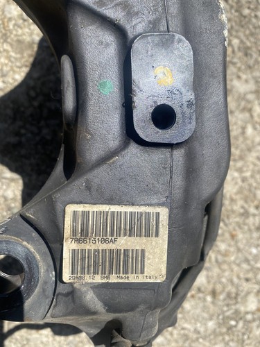 2011-2016 VW VOLKSWAGEN TOUAREG Front Caliper Set OEM - 7P6615105AF/7P6615106AF - Picture 2 of 5