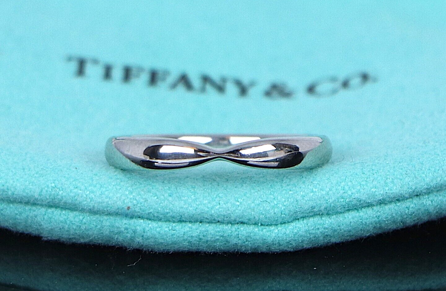 $1,200 Tiffany Co Harmony Platinum 3mm Anniversary Wedding Band