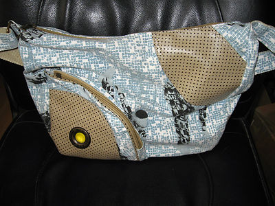 **NEU** Umhänge Tasche von Q.L. Fish Bag Blau Weiß Beige