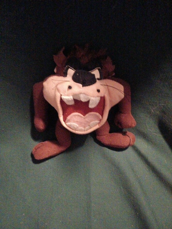Warner Bros. Looney Tunes Taz Plush Stuffed Animal, Brown Tan, 1997 Washable
