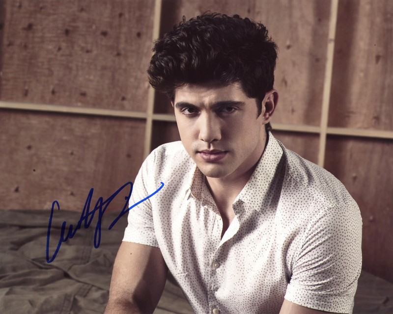 Carter Jenkins "Famous in Love" AUTOGRAPH Signed 8x10 Photo B