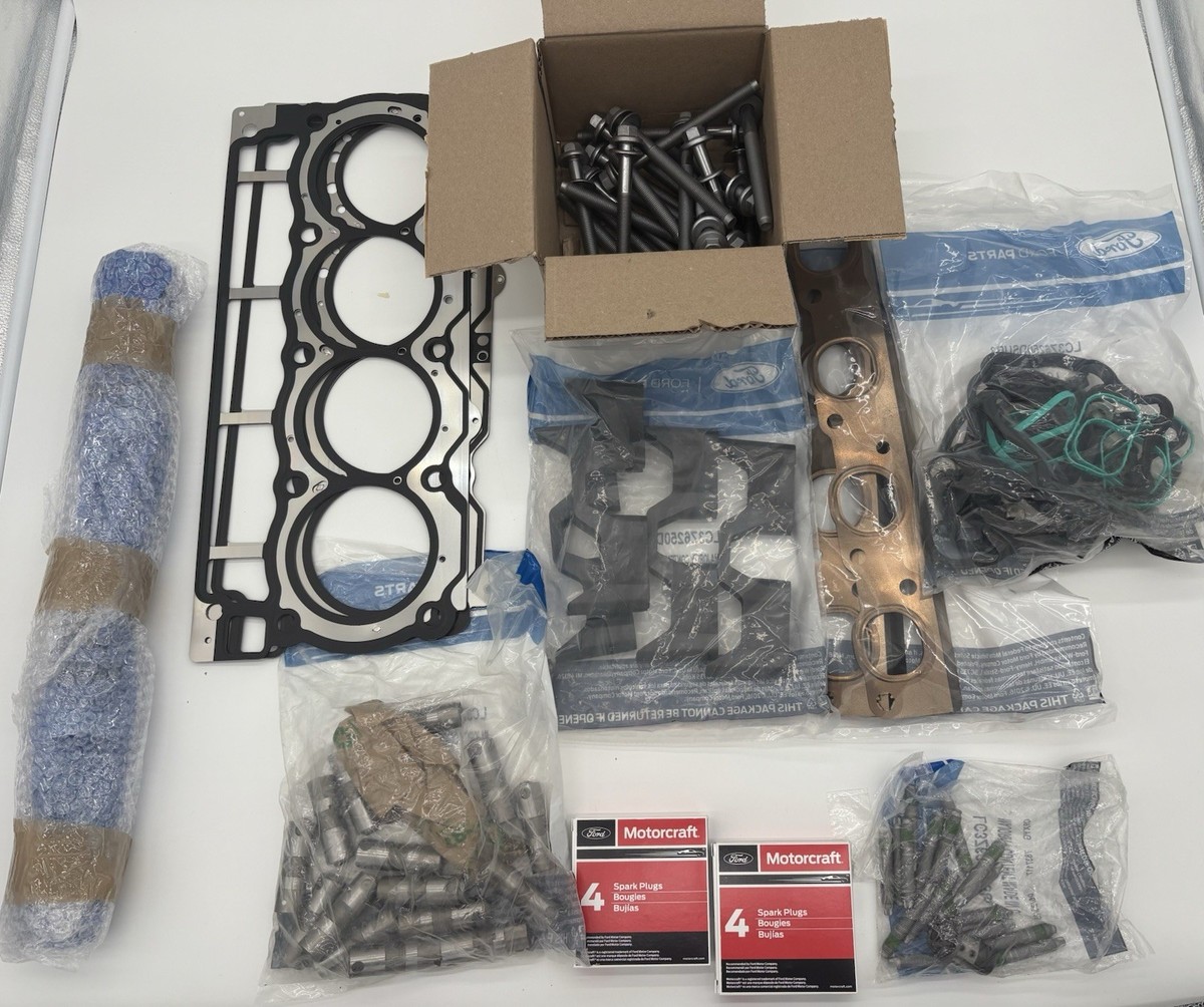 New OEM Ford Camshaft Kit E-Series F-Super Duty F-650/F-750 (LC3Z
