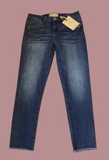 Democracy Dark Rinse Women  s Denim Jeans Sz 6 NWT  