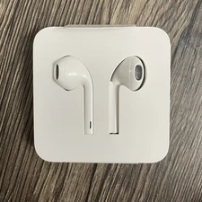 Genuine Apple Headphone Ear Buds Corded With Lightning Adapter Unused Brand New