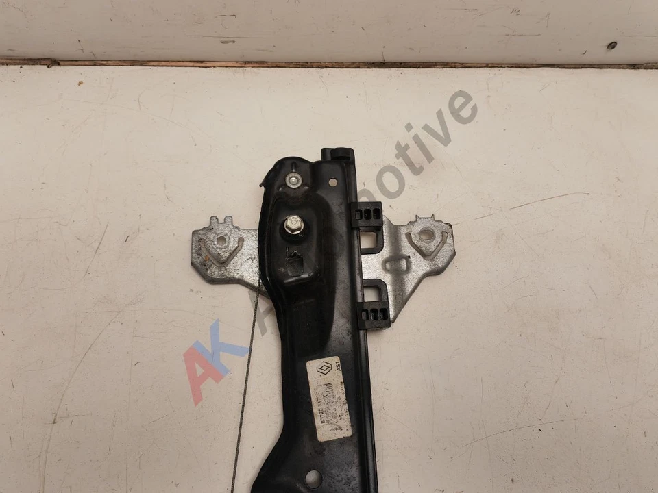 Renault Kadjar 2015-2022 Front Window Regulator Right Drivers Offside - Image 4 of 4
