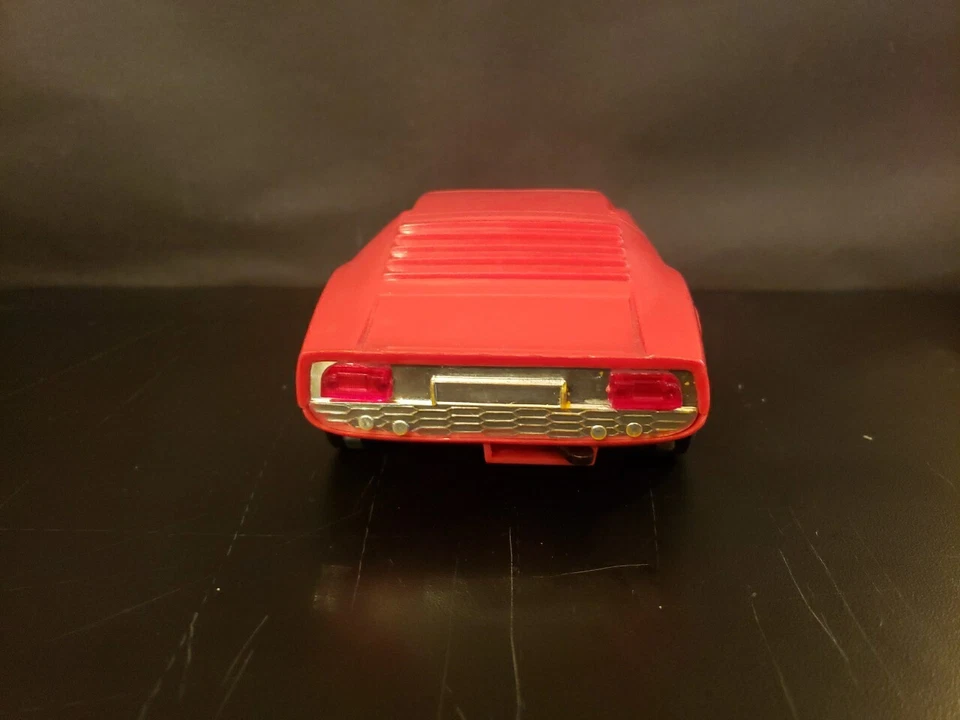 LAMBORGHINI MIURA P400 PLAYART HONG KONG BATT. OP. DETAILED PLASTIC SPORTS CAR - Image 3 of 4