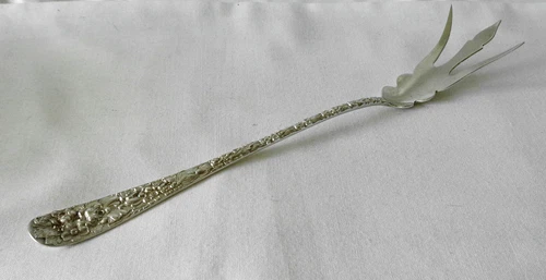 Kirk Stieff Sterling Silver Stieff Rose Large Lettuce Serving Fork No Monograms