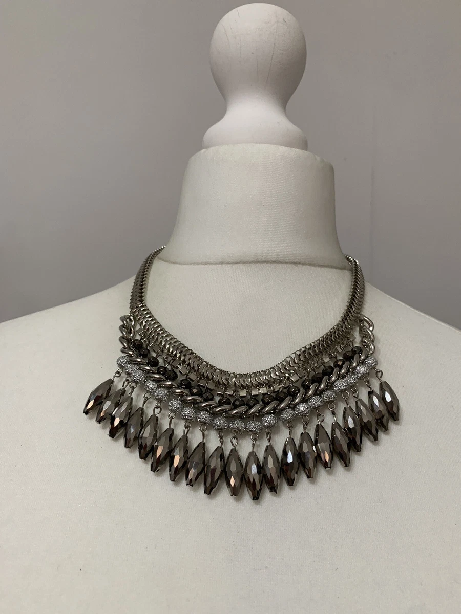 Chunky silver statement necklace sale