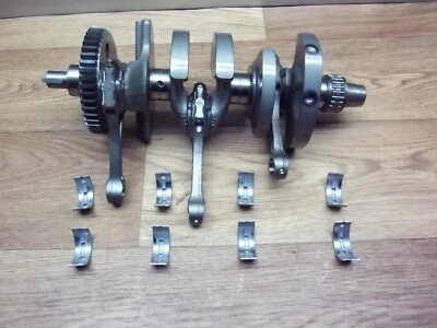 Triumph Tiger 900 GT Pro / Kurbelwelle mit Pleuel crank shaft , Lagerschalen - Bild 1 von 4