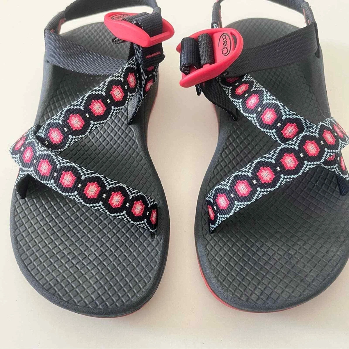 Marquise sales pink chacos