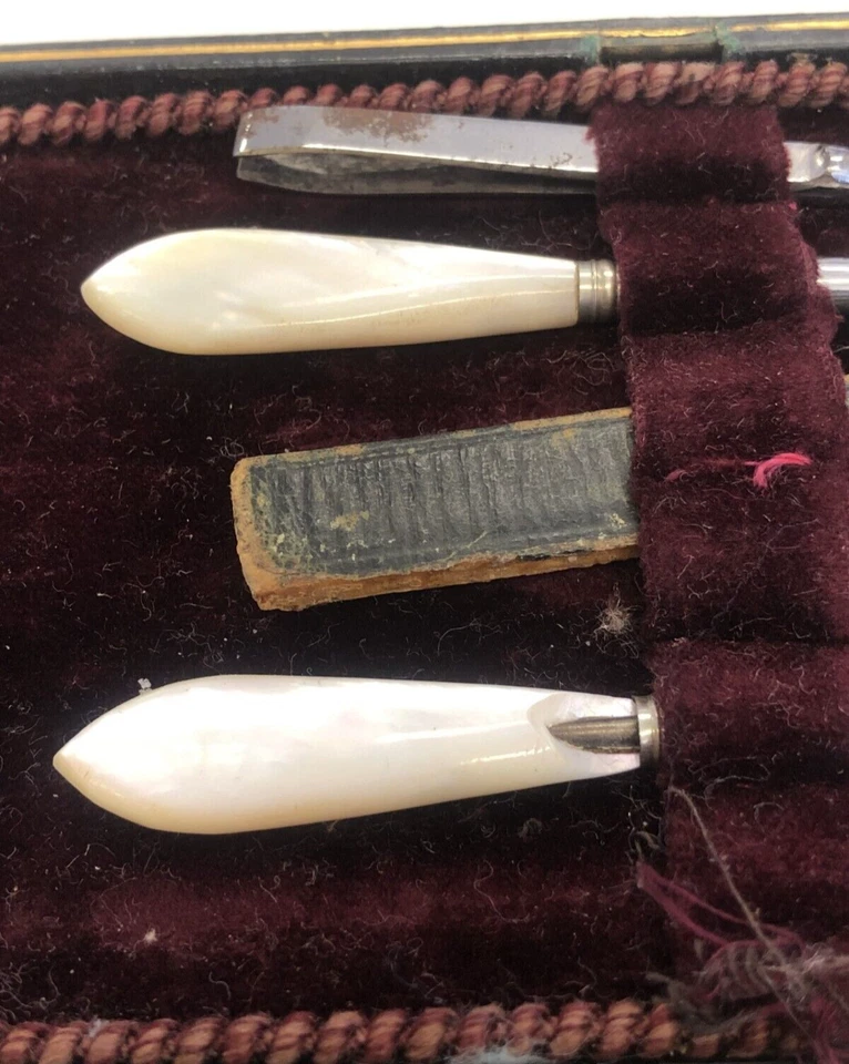 Antique Mother of pearl handle Button Hooks, manicure set with original case - Image 2 of 4