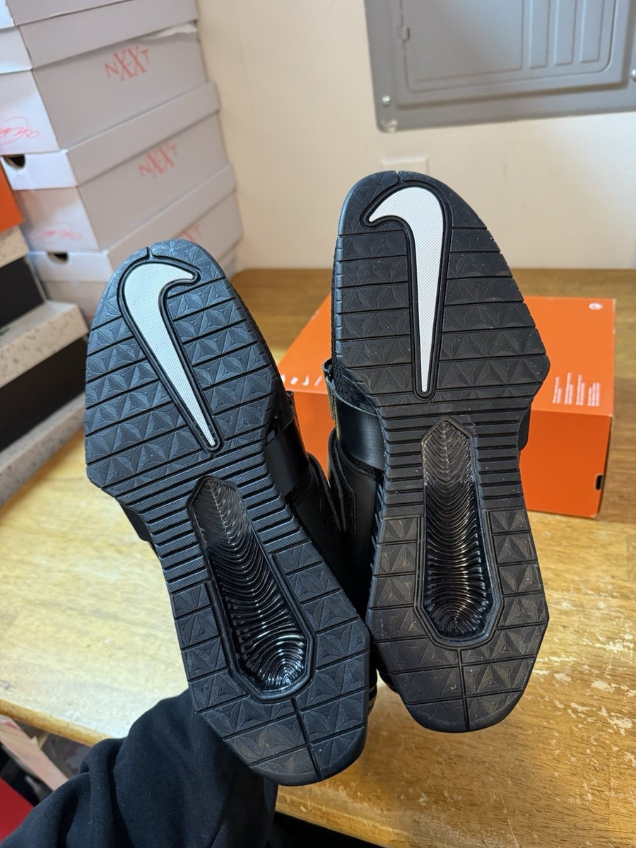 Men's Size 11-Nike Romaleos 4 Weightlifting Shoes Black/White