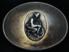 QC13133 VINTAGE 1970s  COWBOY WITH ROPE  WESTERN  COWBOY FASHION BELT BUCKLE