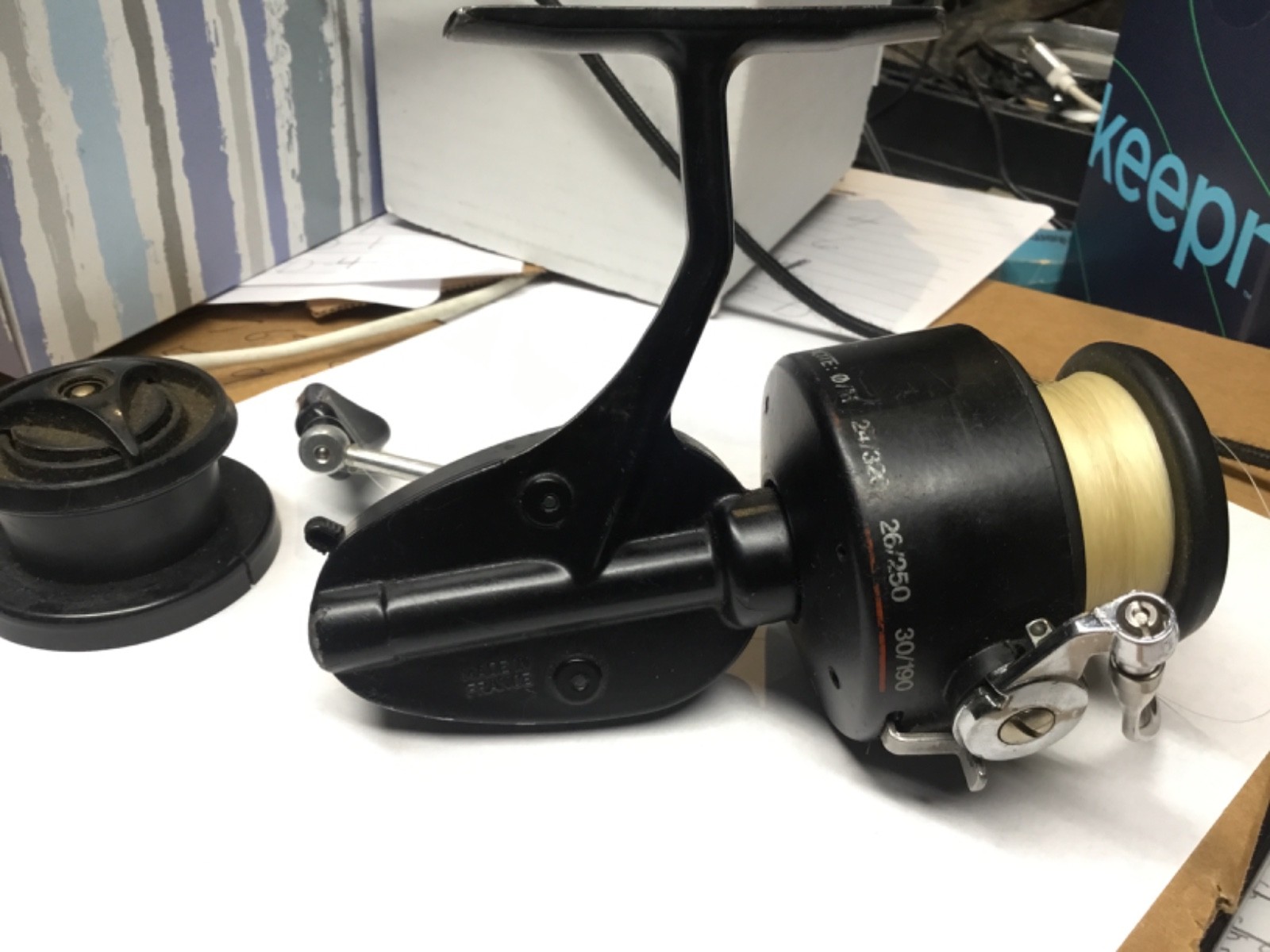 Mitchell 300A with extra spool No scrarches VG condition 2-3 nicks