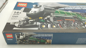LEGO 10194 Emerald Night MISB NEW EOL Train RC Train Creator Expert 10219