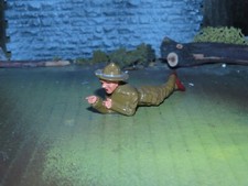 EXCELLENT BARCLAY LEAD TOY SOLDIER LYING  POINTING CONVERSION-1940