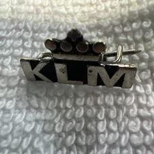 Vintage KLM Airlines Advertising Hat Lapel Pin. Lot 154