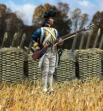 BRITAINS CLASH OF EMPIRES 16184 FRENCH ROYAL DEUX-PONTS REGIMENT STANDING REACHI