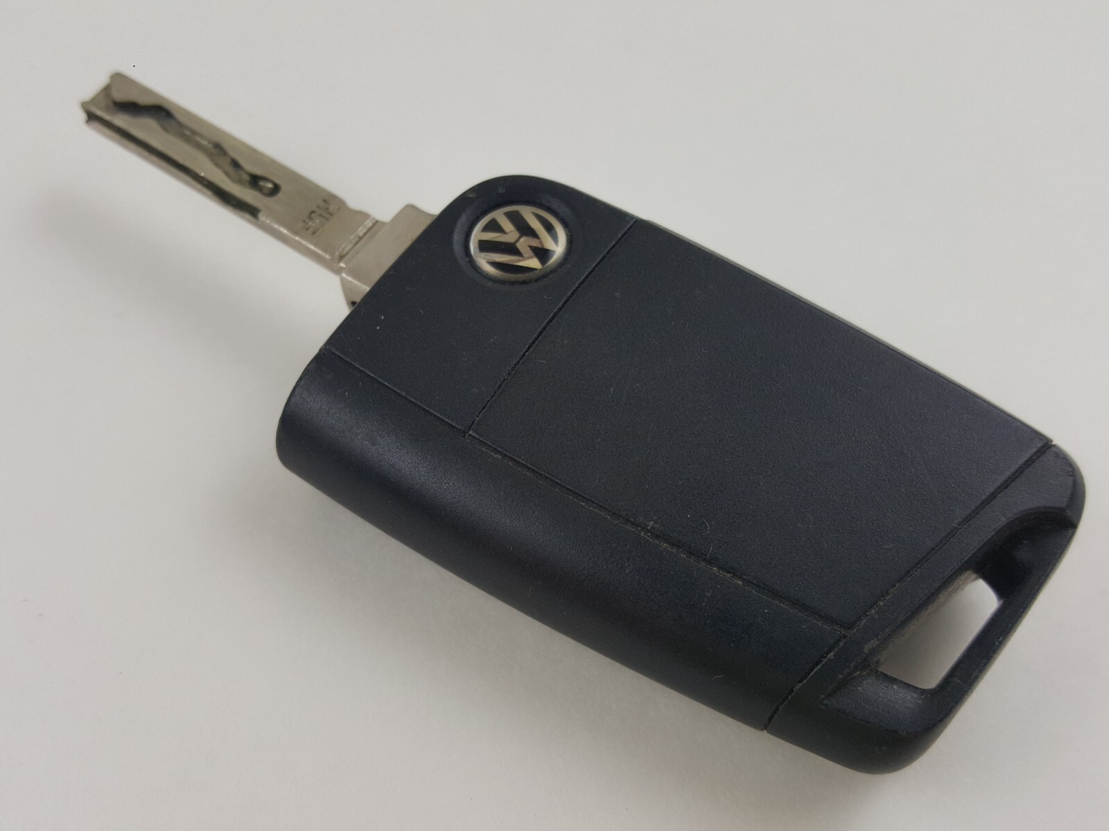 FOR PARTS ONLY ORIGINAL VOLKSWAGEN VW 15-21 OEM FLIP KEY LESS ENTRY REMOTE FOB