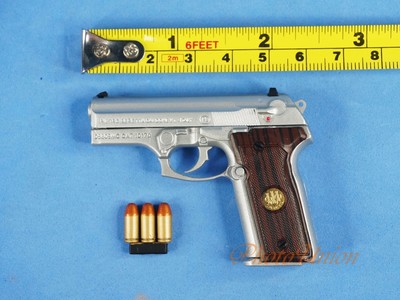 BERETTA GUN PISTOL M8045 Cougar F Inox 1:3 Scale Figure