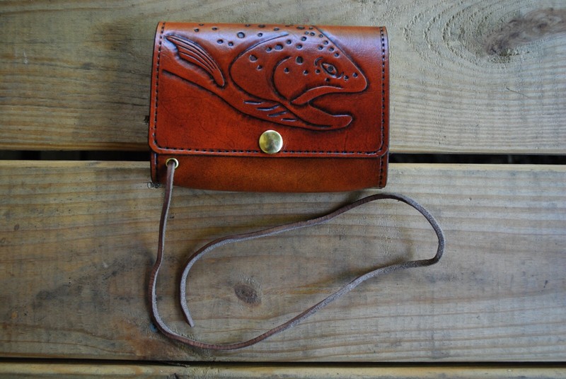 LEATHER FLY WALLET FOR FLY FISHERMAN