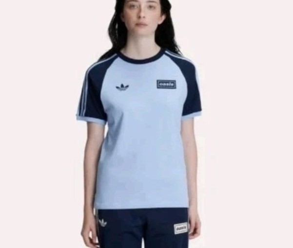 オアシス　LIVE Tシャツ　adidas Oasis Live '25 Adidas 3 Stripes Short Sleeve T-Shirt Sky