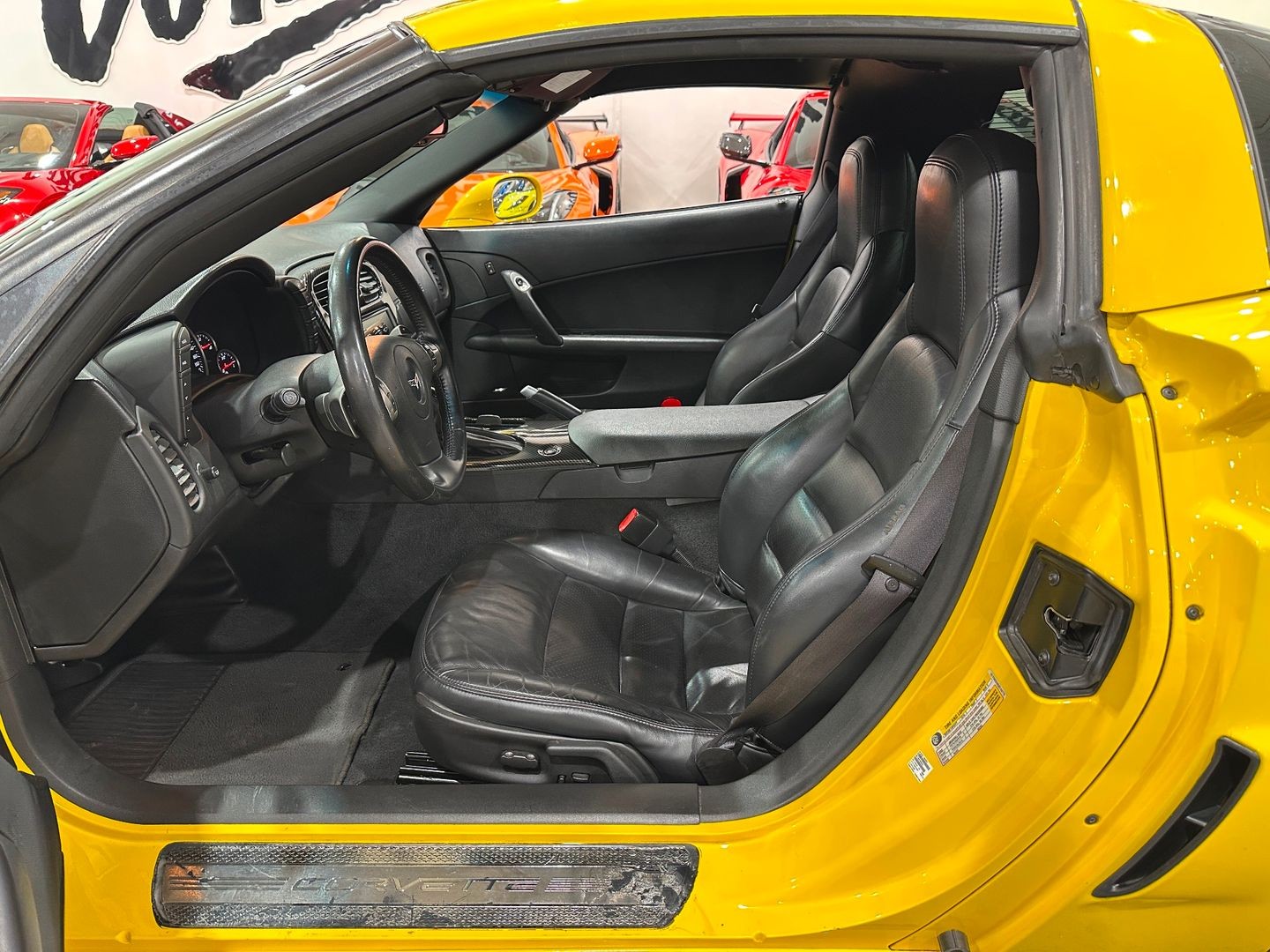 2011 [45U] Velocity Yellow Tintcoat Chevrolet Corvette   | C6 Corvette Photo 9