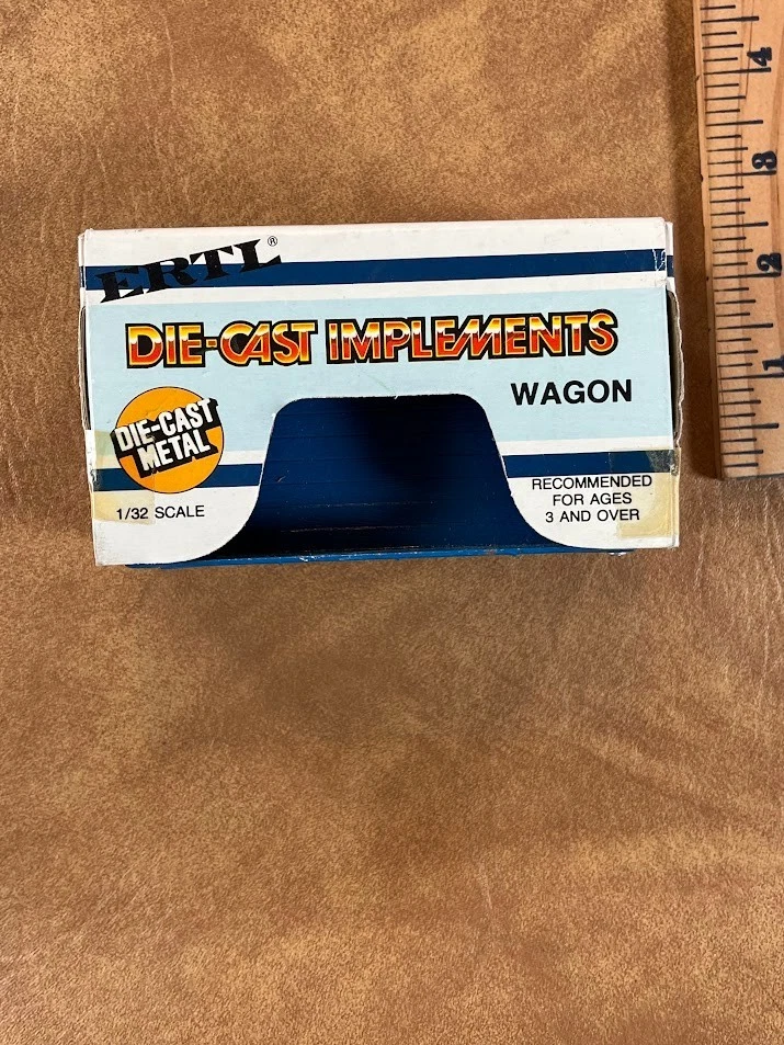 Vagón de granja azul Ertl 1/32 de colección nuevo stock antiguo juguete de granja fundido a presión no. 1977-241H Foto 4 de 4