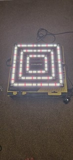 LUMATEK ZEUS ATS 300w PRO FULL SPECTRUM LED GROW LIGHT 2.7 LED maxibright