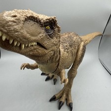 Jurassic World Park Swinging tail, Neck swinging  chomping action 21" T-rex