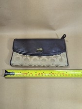 Vintage early 2k Coach trifold womens wallet everything works