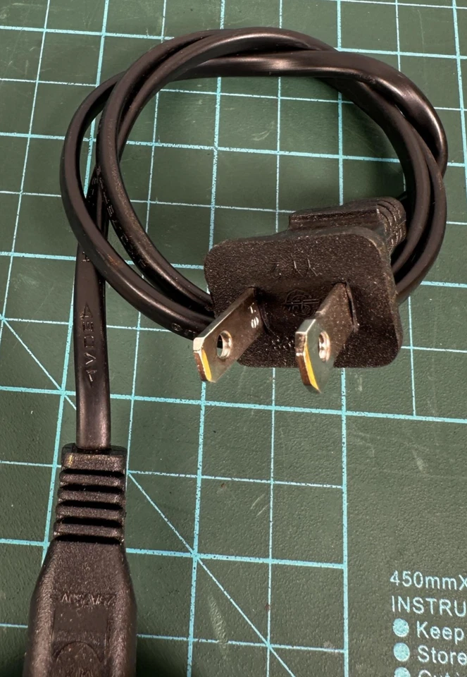 Dynamite DYN4113 2.0A AC Peak Ni-MH Battery Charger 110-240V EC3 Plug 20W RC - Image 4 of 4