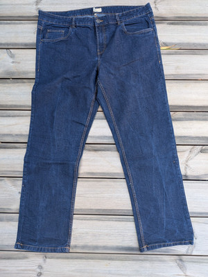 dunkle Blue-Jeans, Größe 28