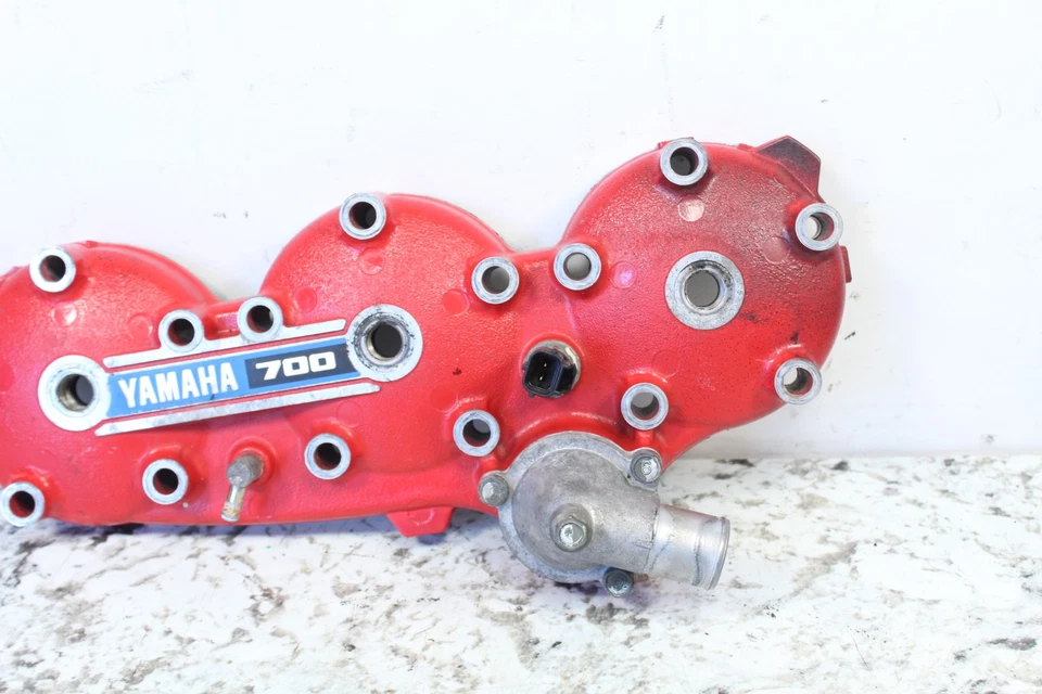 1998 YAMAHA MOUNTAIN MAX 700 Cylinder Head 8CH-11111-10-00 - Image 4 of 4