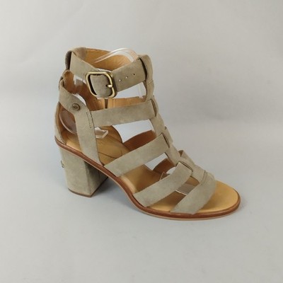 UGG Damen-Sandalen Größe 6,5 beige Leder T-Steg Riemchen Gladiator römischer Absatz