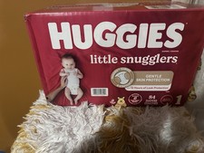 Huggies Little Snugglers Size 1 Diapers 84 Count Up to 10 lbs Unisex White
