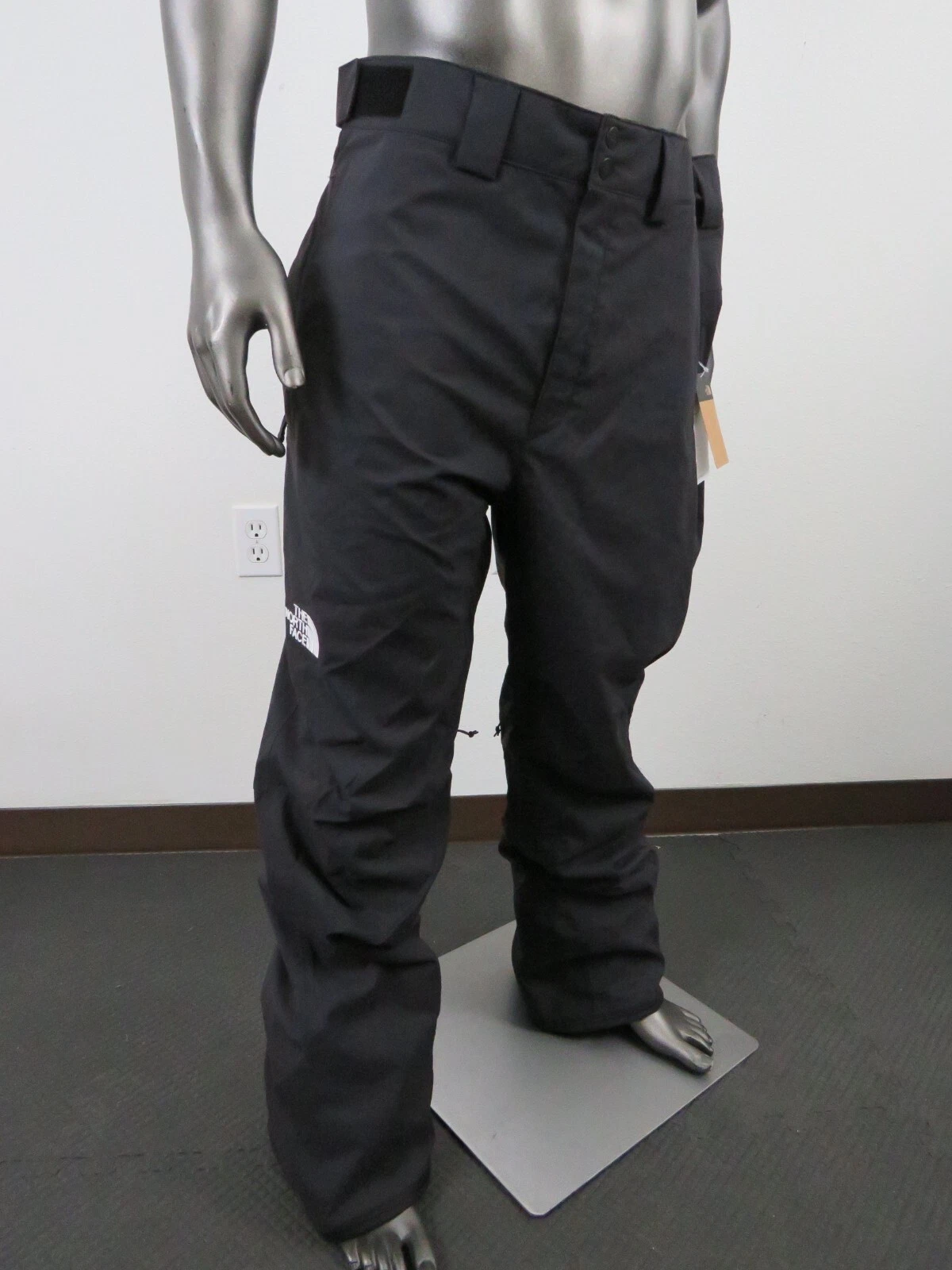 NWT Mens The North Face Freedom Stretch Ski Shell Waterproof Snow Pants - Black
Opens in a new windo