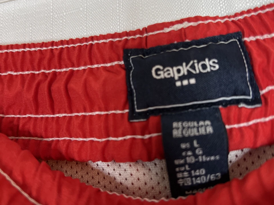 Bañador GapKids Red Shark Wave G-86 Rider para niño talla regular L grande *manchas* Foto 3 de 4