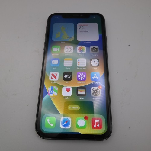 Apple iPhone 11 64GB schwarz entsperrt Smartphone defekt Face ID Akku