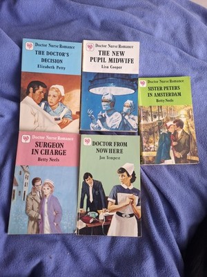 Mills & Boon Classic Vintage Romance  5 Paperbacks Doctor Nurse Romance