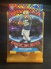 2025 Panini Rookies and Stars Stellar Red Plaid Prizm Rookies Riley Leonard
