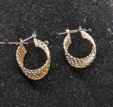 Vintage Layered Twisted Oval 1" Hoop Earrings Gold Tone Pierced