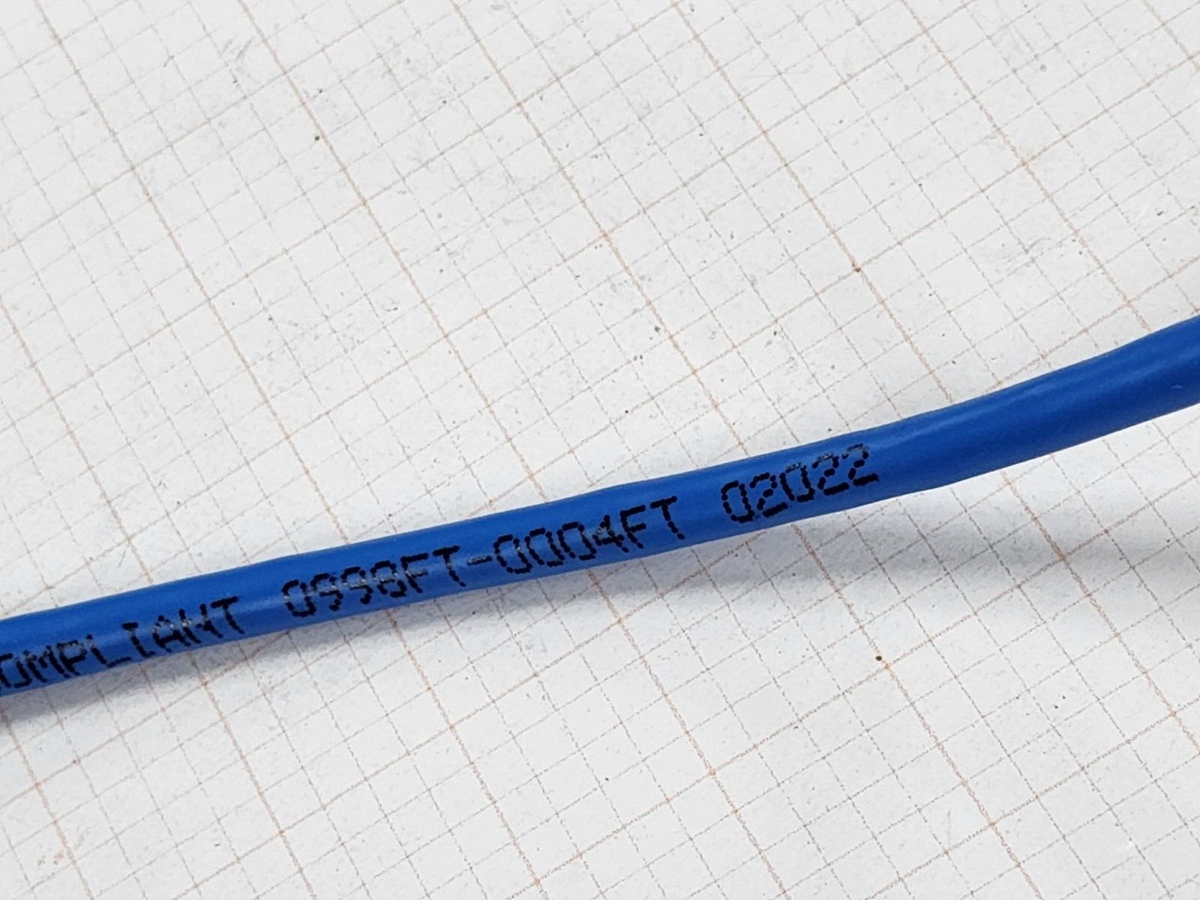 Vertical 156-201/P/BL 24/4P 350MHz Cat5e UTP Network Cable